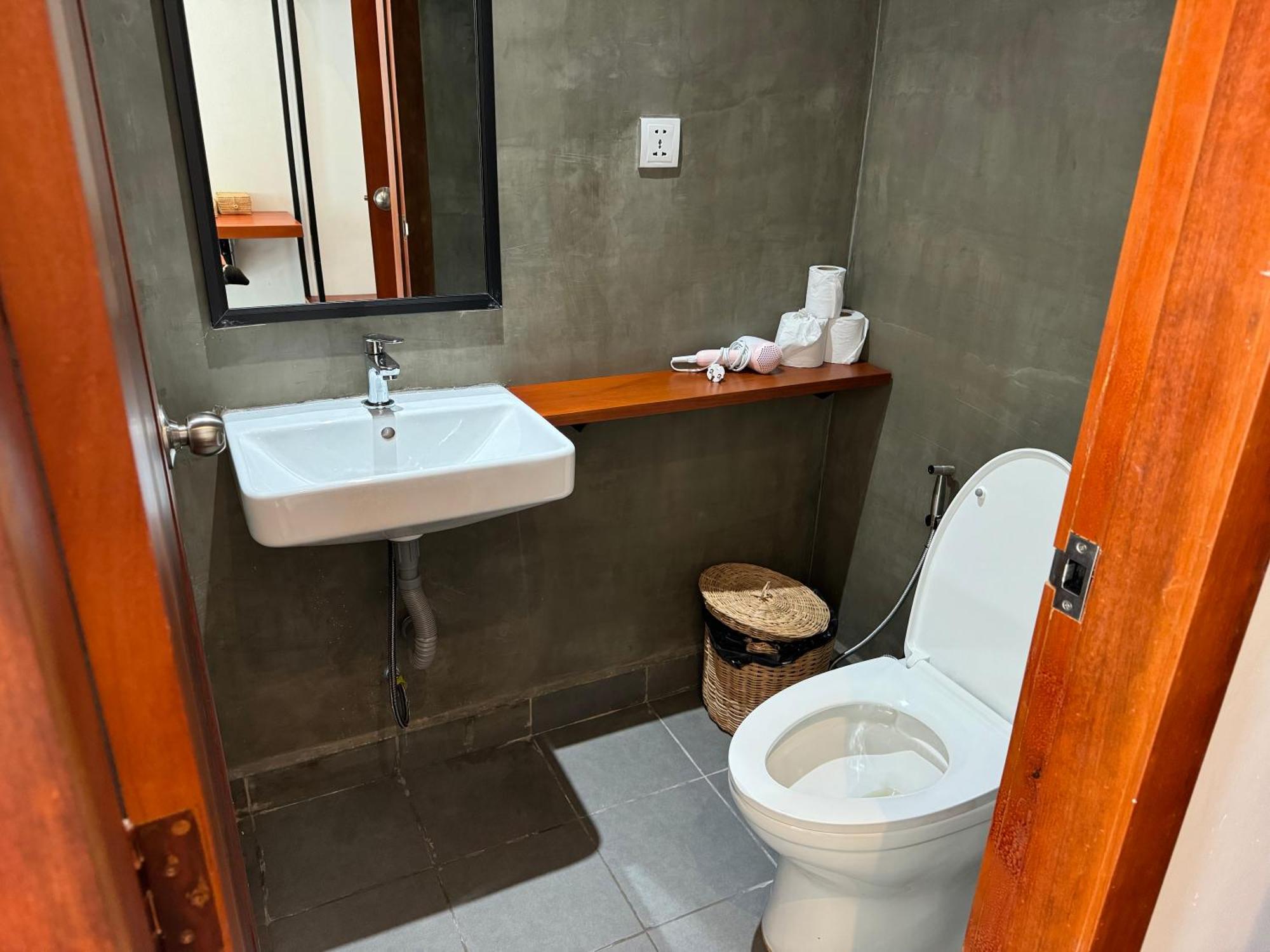 Onederz Kampot Hostel Buitenkant foto